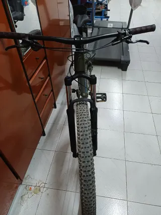 Bicicleta Trek Roscoe 6 2023