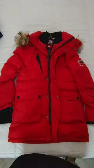 Chaqueta Superdry Mountain Talla M Roja