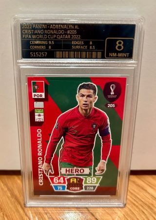 cromo graduado de Cristiano Ronaldo + 2 de regalo.