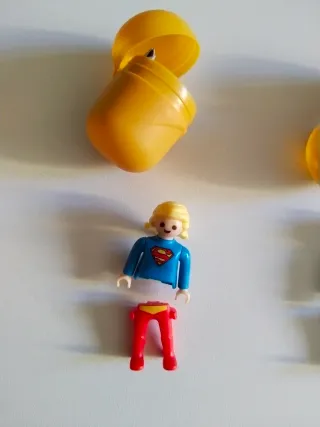 Playmobil DC Super Heroes Huevo Kinder