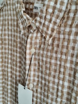 Camisa Zara cuadros beige y blanco Talla M