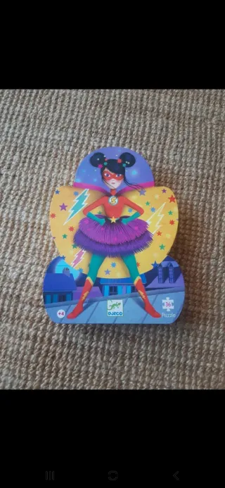 Puzzle infantil Djeco Superhéroe
