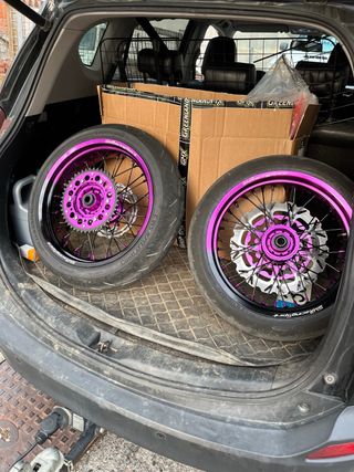 Kit Llantas Supermotard Moradas