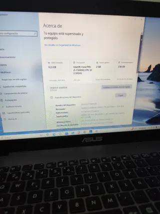 Portátil Asus i5 7ª Gen GTX 950M 12GB RAM