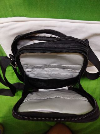 Bolso Diesel Negro Peq 20ancho X 25
Largo original