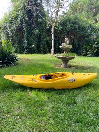Waka puffy Steezey 
kayak aguas bravas