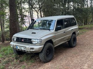 Mitsubishi Montero 1997