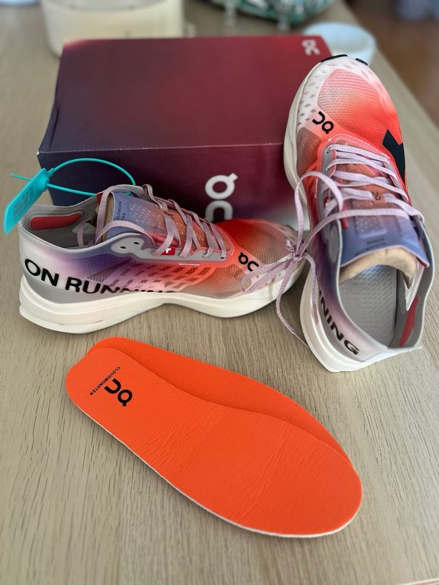 On CloudBoom Strike Nuevas