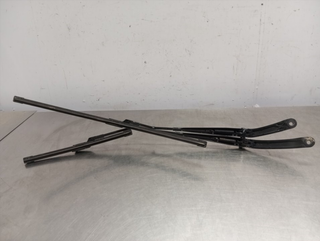 BRAZO LIMPIA DELANTERO DERECHO FIAT 500X (334) 55