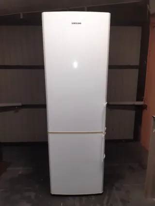 Nevera Samsung Blanca 1,87 de alto trasporte inclu