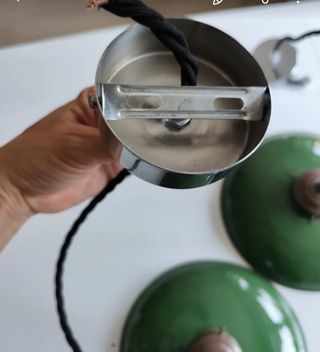 Lámpara vintage verde metal