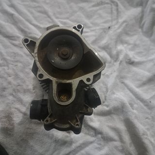 Bomba de refrigeración BMW 330d