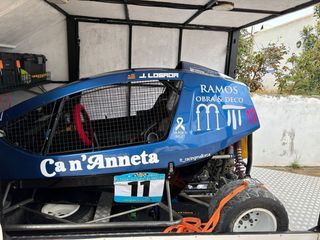 Carcross con remolque cerrado