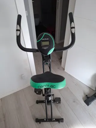 Bici Estática Cecotec Verde y Negra