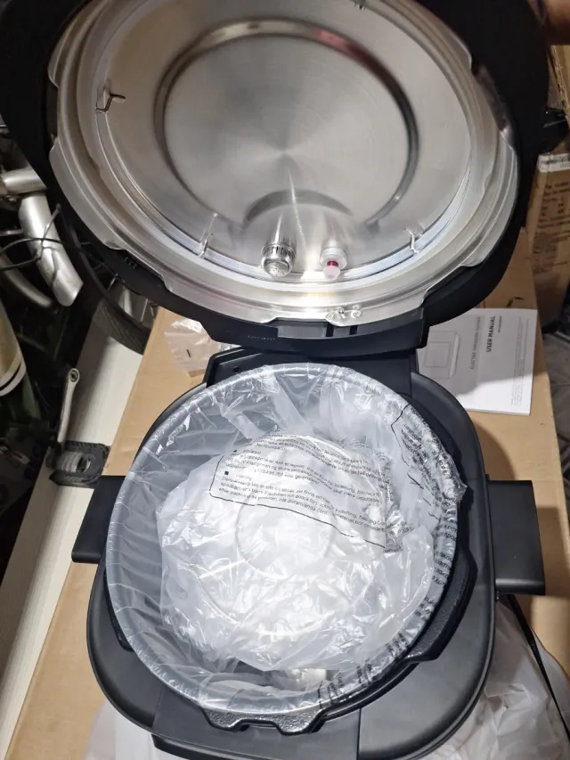 Olla a presión eléctrica Midea 9 en 1