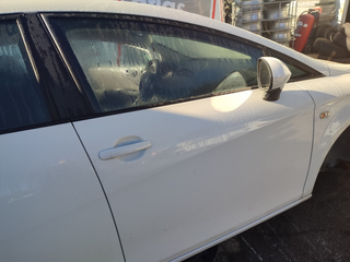 PUERTA DELANTERA DERECHA SEAT LEON (1P1) Referenc