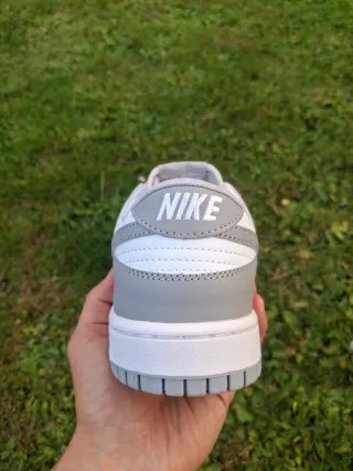 Nike Dunk Low grises