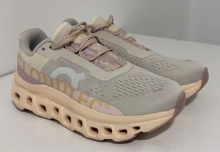 Zapatillas On Running Beige/Rosa Talla 37