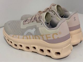 Zapatillas On Running Beige/Rosa Talla 37