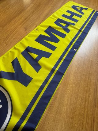 BANDERA DECORATIVA YAMAHA MOTO LOGO