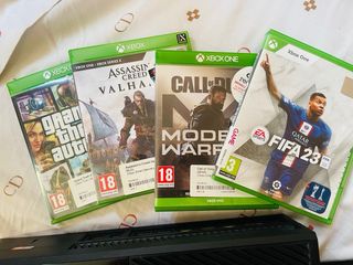 Xbox One Negra con Mando