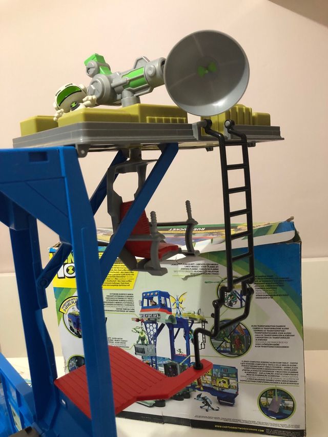 Ben 10 Camper Laboratorio Trasformabile