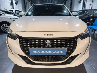 Peugeot 208 2022