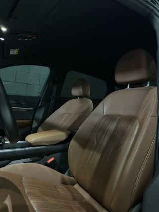 Audi Q8 E-Tron (2021)