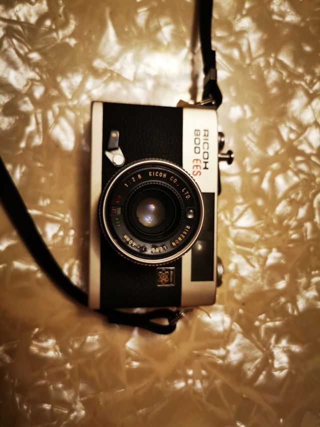 Cámara fotos vintage, no funciona solo decoración.