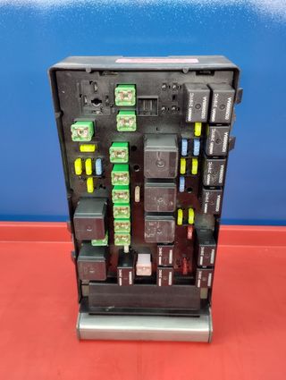 Caja Fusibles  CHRYSLER FCM-DIESEL 04727480AC