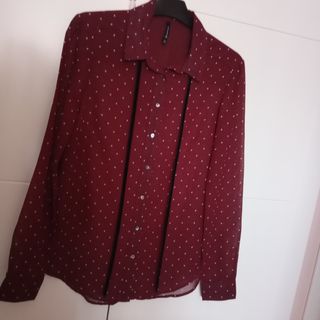 Camisa de mujer con lunares