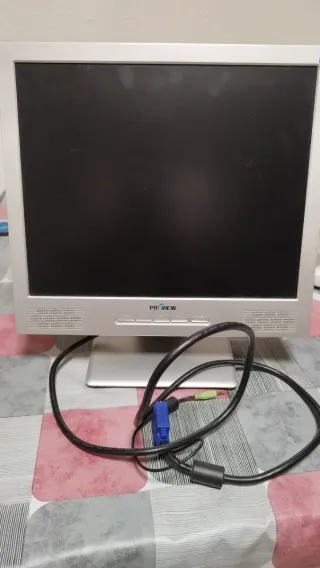 Monitor PROVIEW Plata y Negro
