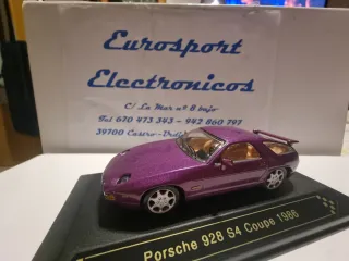 Porsche 928 S4 Coupe 1986 escala 1/43