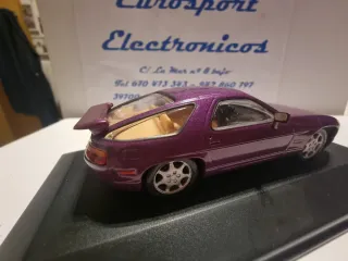 Porsche 928 S4 Coupe 1986 escala 1/43