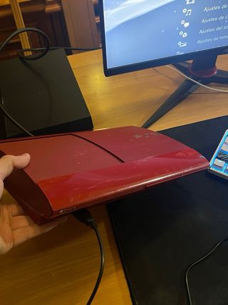 PlayStation 3 Slim Roja Sony