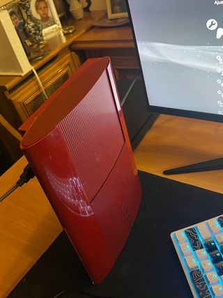 PlayStation 3 Slim Roja Sony