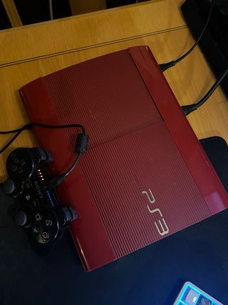PlayStation 3 Slim Roja Sony
