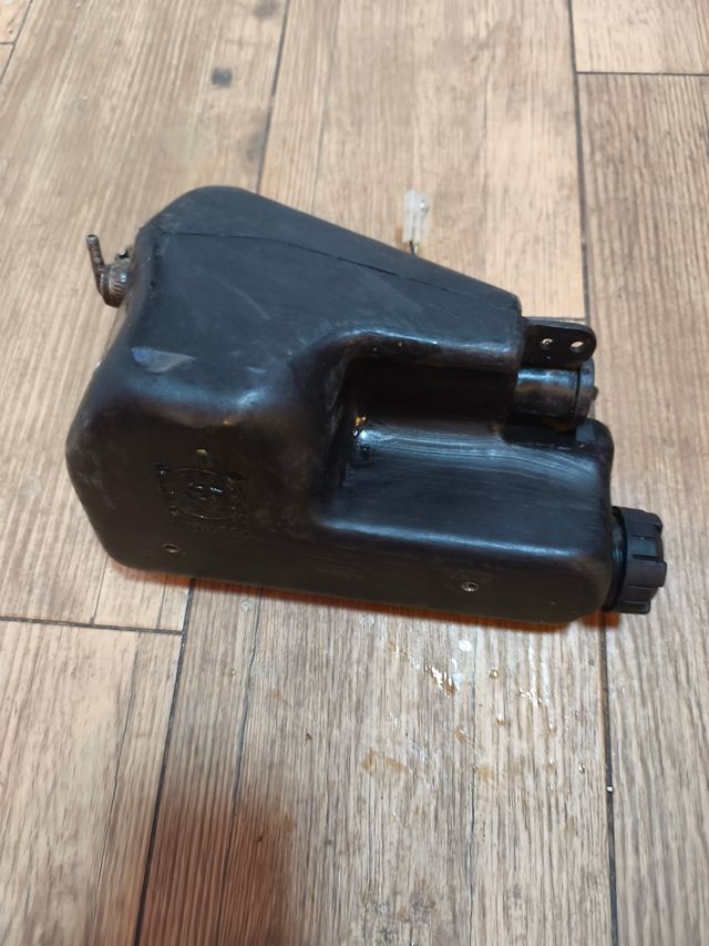 Depósito Aceite Rieju RR/RJ Negro