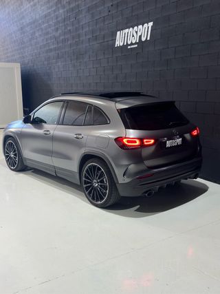 Mercedes-Benz GLA 35 AMG (2021)