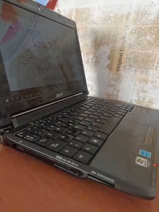 Ordenador portatil Acer Aspire One N214 Negro
