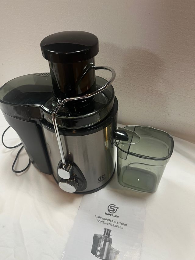 Extractor de zumos Superlex.