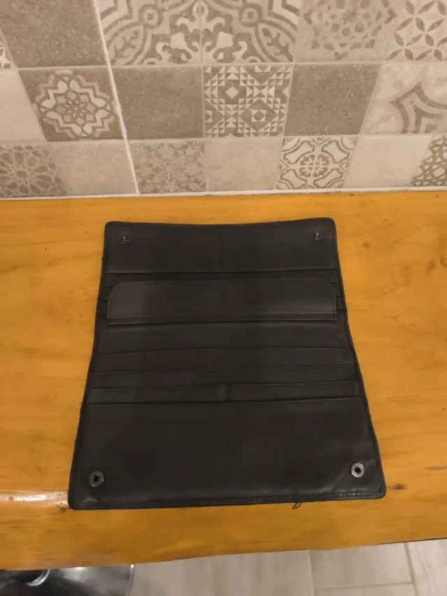 Cartera Mandarina Duck Piel Negra