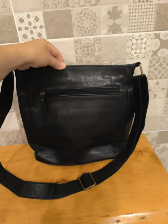 Bolso Piel Negro Bosanova
