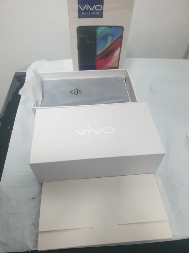 Móvil Vivo Negro 128GB, Sin Estrenar