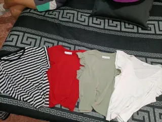 Lote 4 camisetas talla única