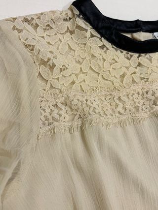 Conjunto camisa con falda negra 