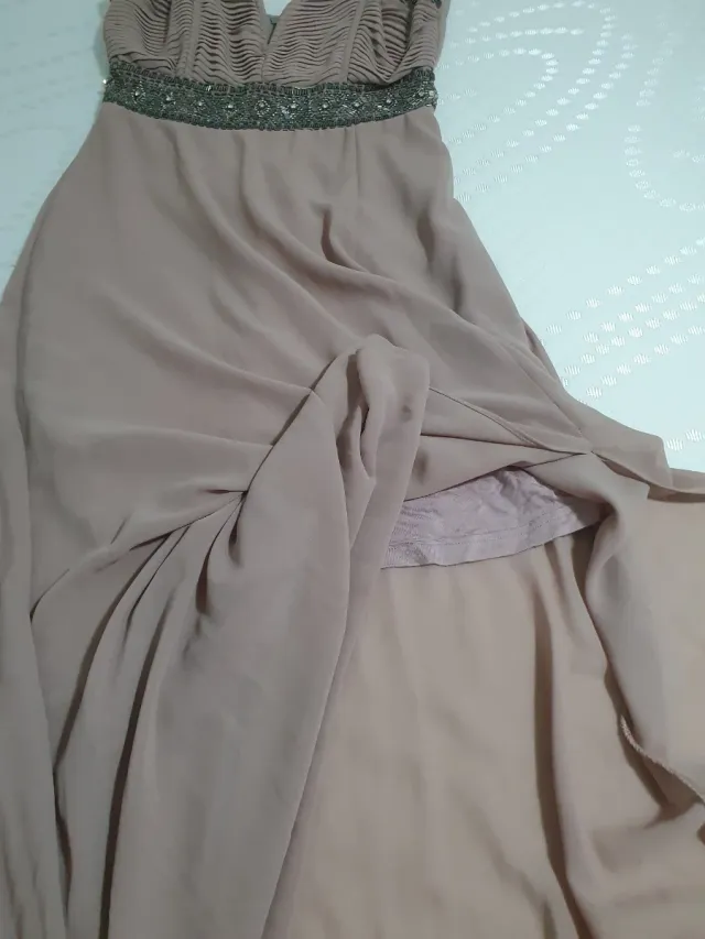 Vestido largo con pedrería