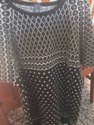 Vestido de malha com padrão da Zara