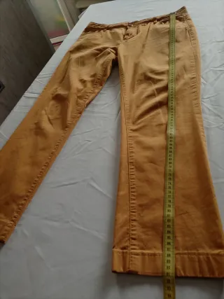 Pantalón Amichi Mujer T-42 Mostaza