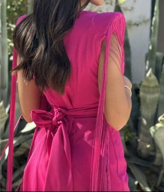 Vestido Salvatores fiesta fucsia con flecos